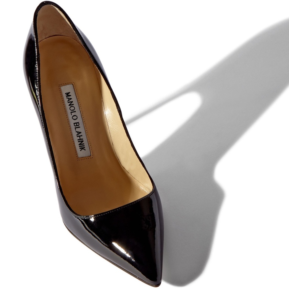 Manolo Blahnik BB Pumps in Patent Black